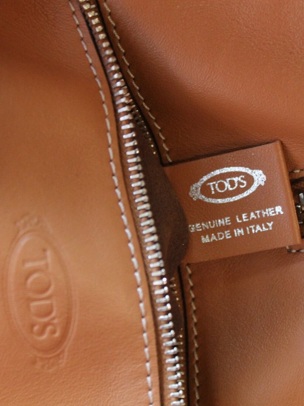 Tod's Di Swing Shopping Tote - Picture 16 of 16